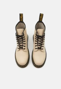 Dr. Martens 1460 Unisex - Bottines À Lacets - Parchment Beige -Dr. Martens Soldes Boutique 0f1b9b3a234341169935484e2d0a39e0