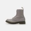 Dr. Martens Pascal - Bottines - Grey Virginia -Dr. Martens Soldes Boutique 116d61949a634780b38ef402e3b943ff