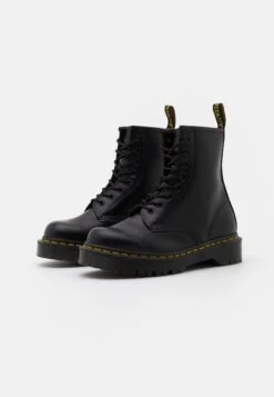 Dr. Martens 1460 Bex 8 Eye Boot Unisex - Bottines À Lacets - Black Smooth -Dr. Martens Soldes Boutique 311c372ffbcd42fd9a4c8c5ff1a84b33