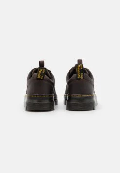 Dr. Martens Reeder Unisex - Chaussures À Lacets - Dark Brown 10 Dr. Martens Reeder Unisex - Chaussures À Lacets - Dark Brown -Dr. Martens Soldes Boutique 468a62cd95794a348dfa79dcfed0ebb5