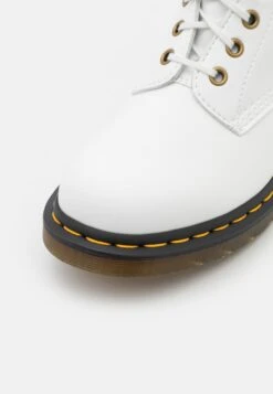 Dr. Martens Vegan 1460 Unisex - Bottines À Lacets - Optical White -Dr. Martens Soldes Boutique 5944a13cb2564f0e8f51af05f8d68061