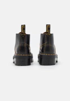 Dr. Martens Church Quad Unisex - Boots À Talons - Black Vintage Smooth -Dr. Martens Soldes Boutique 696f50b7e03f416297c7a88cc57e92bb