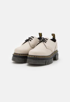 Dr. Martens Audrick 3I Shoe - Derbies - Cobblestone 10 Dr. Martens Audrick 3I Shoe - Derbies - Cobblestone -Dr. Martens Soldes Boutique 707bc3741dc64892bbe41c7fce222853