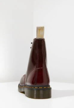 Dr. Martens Winchester Ii Boot 1460 Vegan - Bottines À Lacets - Cherry 11 Dr. Martens Winchester Ii Boot 1460 Vegan - Bottines À Lacets - Cherry -Dr. Martens Soldes Boutique 755c08d56bda4a5eba7a2316d348f0cf