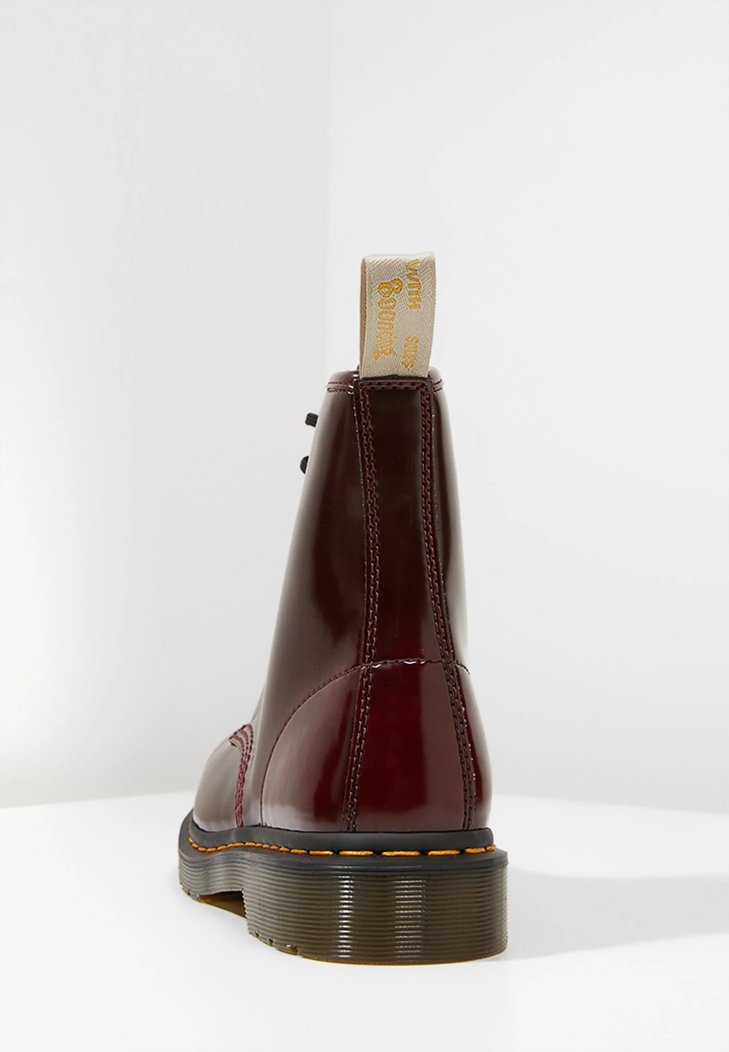 Dr. Martens Winchester Ii Boot 1460 Vegan - Bottines À Lacets - Cherry 6 Dr. Martens Winchester Ii Boot 1460 Vegan - Bottines À Lacets - Cherry – Image 4