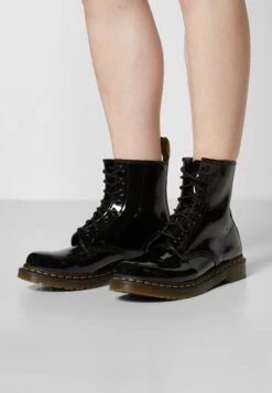 Dr. Martens 1460 8 Eye Boot Lamper - Bottines À Lacets - Black -Dr. Martens Soldes Boutique 79cca000cf41492086878f2adb8a1cb0