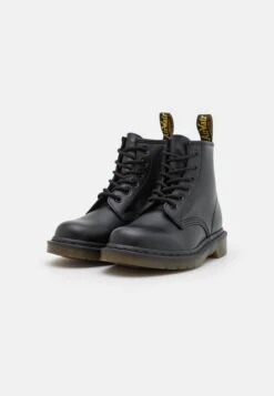 Dr. Martens Soldes Boutique -Dr. Martens Soldes Boutique 7cc5875a9dd44db481a05d3d6ce5db4a