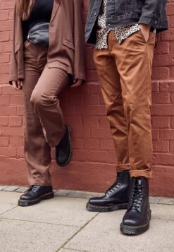 Dr. Martens 1460 Bex 8 Eye Boot Unisex - Bottines À Lacets - Black Smooth -Dr. Martens Soldes Boutique 80c6623a318549e49492d202eab2e8e1