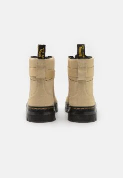 Dr. Martens Combs Tech Unisex - Bottines À Plateau - Light Tan 10 Dr. Martens Combs Tech Unisex - Bottines À Plateau - Light Tan -Dr. Martens Soldes Boutique 863f12f88f684980944b85a3bff78df7
