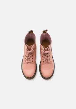 Dr. Martens 1460 Pascal - Bottines À Lacets - Peach Beige Virginia -Dr. Martens Soldes Boutique 8a29675f09614a2da2670215bd3b451d