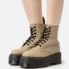 Dr. Martens 1460 Pascal Max - Bottines À Plateau - Pale Olive Pisa
