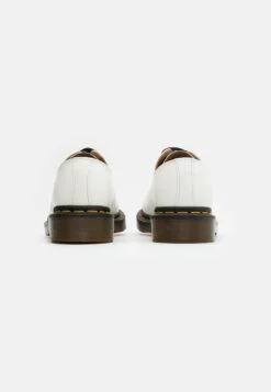 Dr. Martens 1461 Unisex - Derbies - White Smooth 9 Dr. Martens 1461 Unisex - Derbies - White Smooth -Dr. Martens Soldes Boutique 9691a268f689473990c4c3cf836dd618