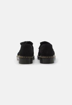 Dr. Martens Adrian Unisex - Mocassins - Black 10 Dr. Martens Adrian Unisex - Mocassins - Black -Dr. Martens Soldes Boutique a3a4a7a538b4491d8806cb127574bcc3