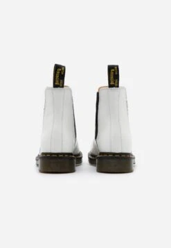 Dr. Martens 2976 Ys - Bottines - White Smooth 9 Dr. Martens 2976 Ys - Bottines - White Smooth -Dr. Martens Soldes Boutique a7eb0f2ac9e94716b85853d4a741a4ae