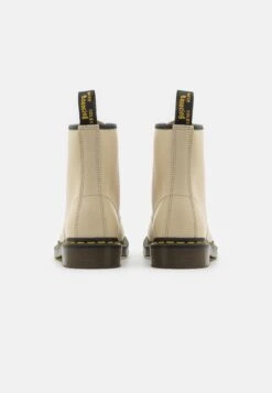 Dr. Martens 1460 Unisex - Bottines À Lacets - Parchment Beige -Dr. Martens Soldes Boutique cfb88bafb35e4fb7a5ccfdf9a029e185