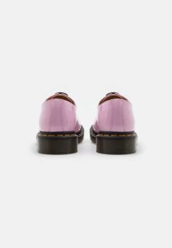 Dr. Martens 1461 - Derbies - Pale Pink Lamper 11 Dr. Martens 1461 - Derbies - Pale Pink Lamper -Dr. Martens Soldes Boutique d445420fb4814ea4b070501021160eab
