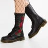 Dr. Martens Vonda 14 Eye Boot - Bottes À Lacets - Black/Rose -Dr. Martens Soldes Boutique d8688b6314ab42929d0c4645477e4e31