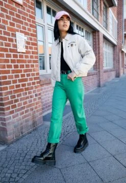 Dr. Martens Jadon Hi - Bottines À Plateau - Black -Dr. Martens Soldes Boutique d967f12238664316b1572710dba0b98b