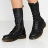Dr. Martens Virginia - Bottes À Lacets - Black -Dr. Martens Soldes Boutique db44b957665c40f182b4a56afda37aa6