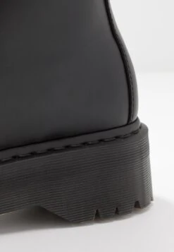 Dr. Martens Vegan Jadon Ii Mono - Bottines À Lacets - Black 17 Dr. Martens Vegan Jadon Ii Mono - Bottines À Lacets - Black -Dr. Martens Soldes Boutique f4ba85e4e5904e8b9ed8056b636111af