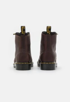 Dr. Martens 1460 Pascal Unisex - Bottines À Lacets - Dark Brown 10 Dr. Martens 1460 Pascal Unisex - Bottines À Lacets - Dark Brown -Dr. Martens Soldes Boutique f6dcc101dbe54798b96a0e3845777d44