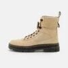 Dr. Martens Combs Tech Unisex - Bottines À Plateau - Light Tan -Dr. Martens Soldes Boutique fc86ed1a6afb4baa89795e12c1f8a961